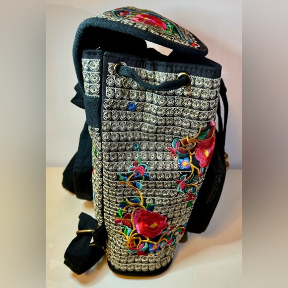 Unique Flowery Backpack - one of a kind - Picture 7 of 15